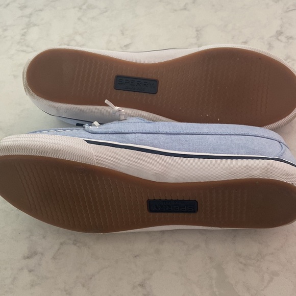 Sperry Shoe - Picture 4 of 4